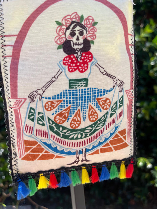 La Mujer   Lavender hanging Satchet (4x6 inches)  multi use