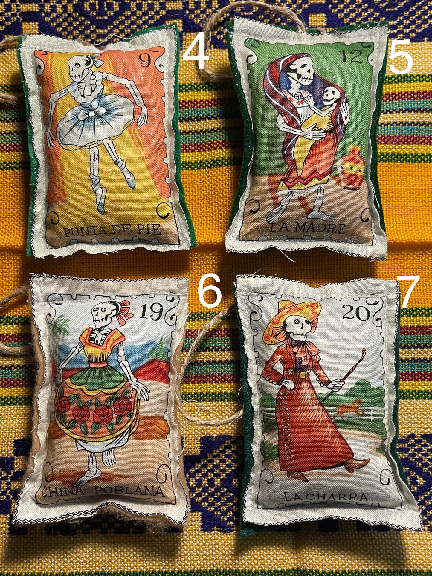 Scented Loteria Sachets Female