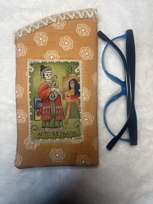 Frida brown Padded Sunglass case