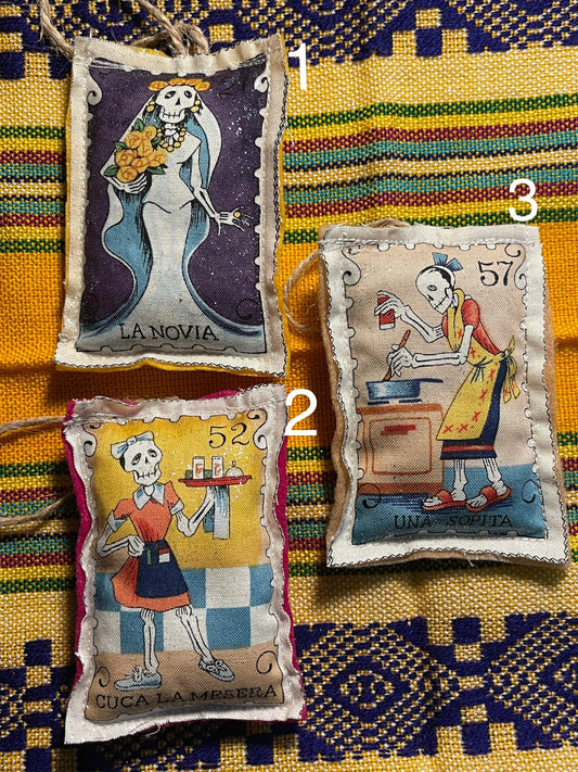 Scented Loteria Sachets Female