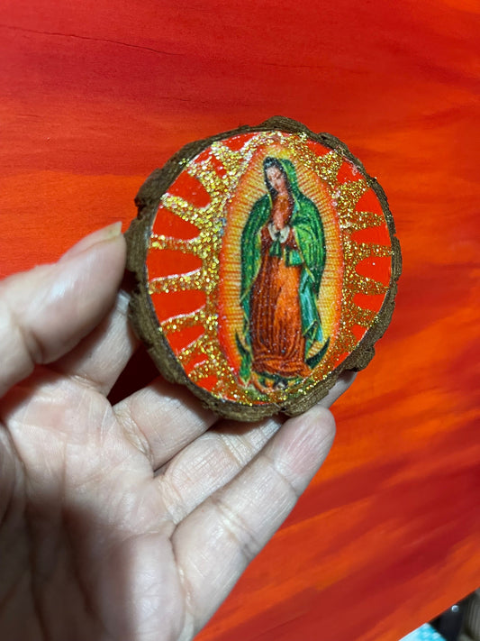 Virgencita Round wood magnet